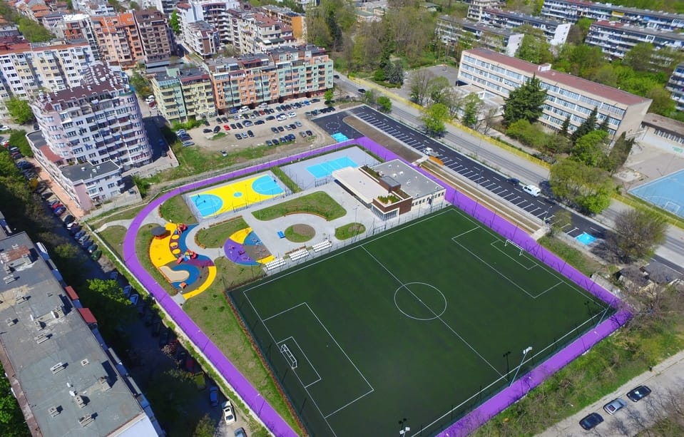 спортна площадка студентска
