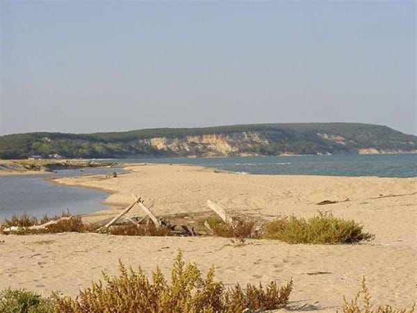 плажна ивица между река Камчия и морето