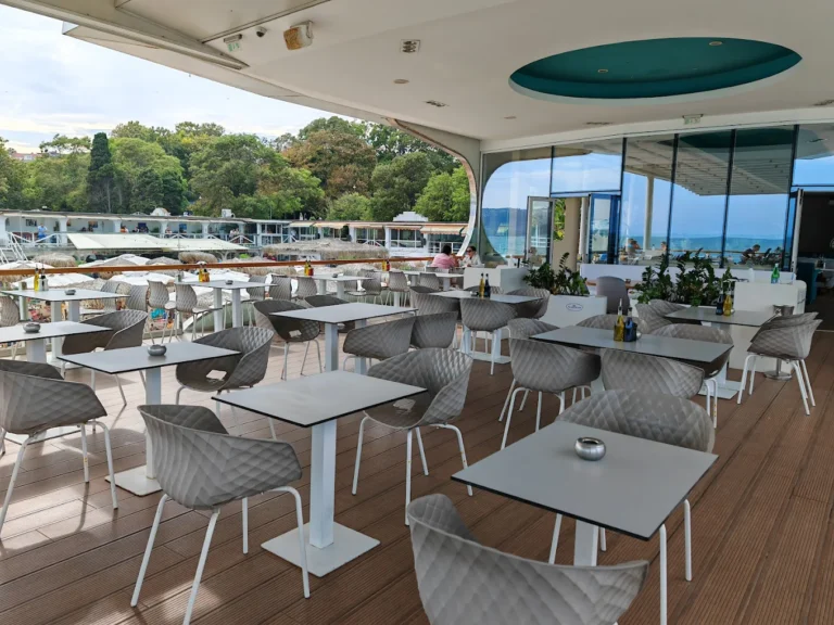 the sea terrace