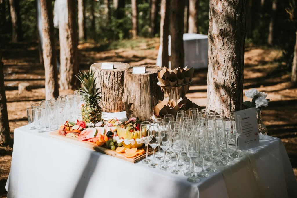 forest food house