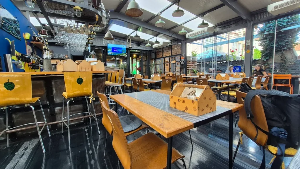 beer bar the key