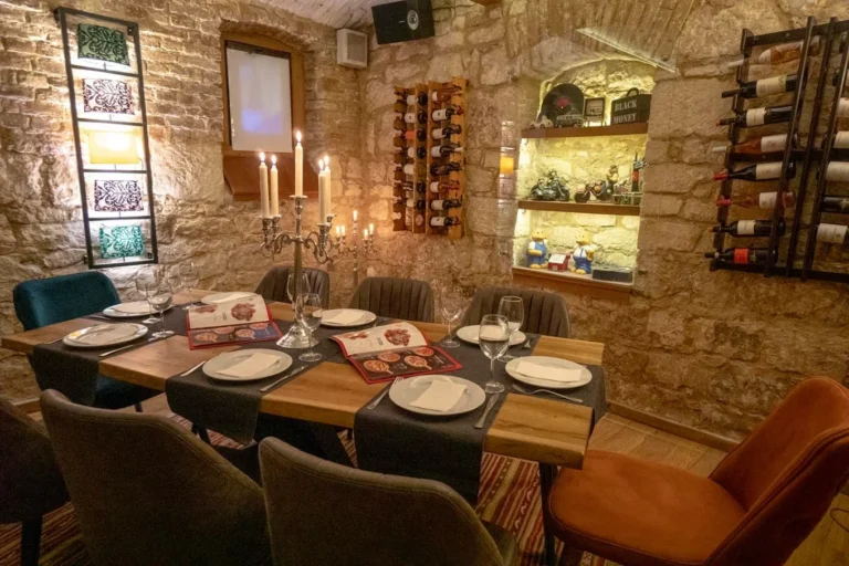la bocca piccola