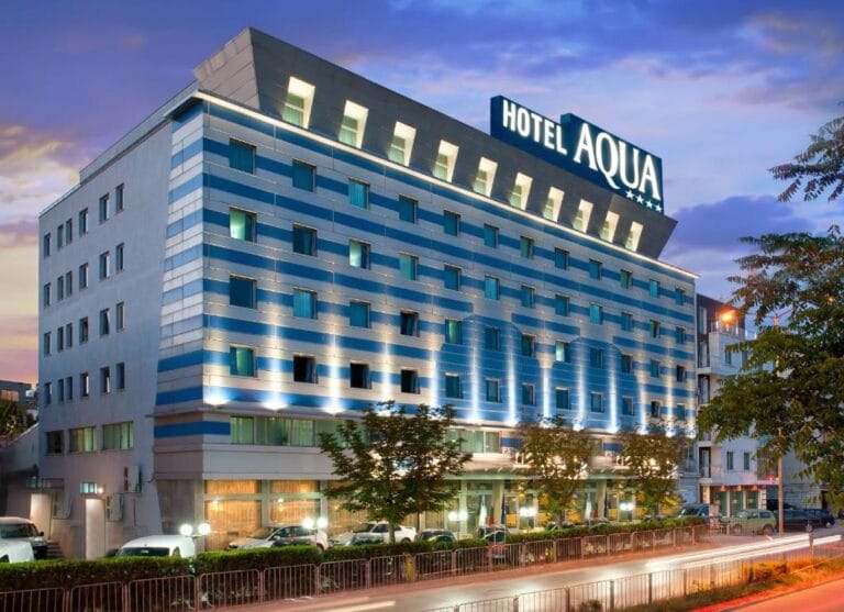 hotel aqua