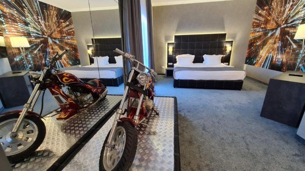 hotel aqua