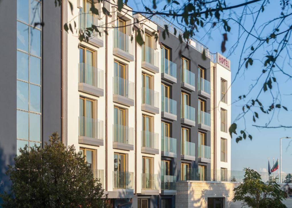 amiral hotel