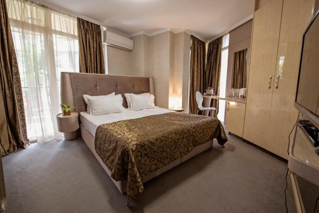 hotels in varna